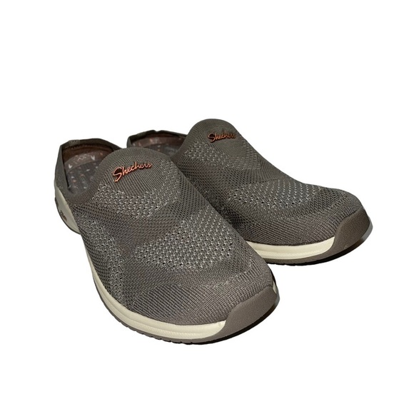 Skechers Shoes - NWT Skechers Woman Shoes Size 6.5